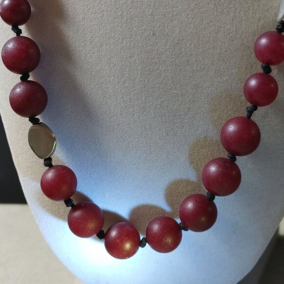 Jade Bead Necklace Dyed Silvertone Accent Adjustable Polyester Cord 25-36 Inches - Picture 7 of 16